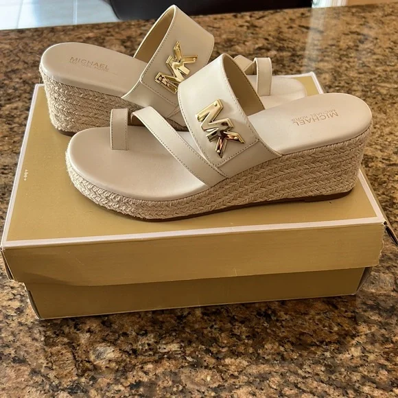 SOLD Michael Kors Cream Mid Wedge. New in Box - Picture 6 of 10